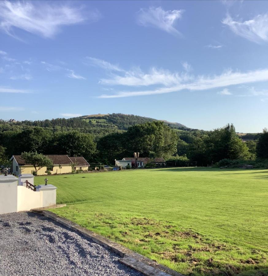 The Farmhouse Swansea Exterior photo